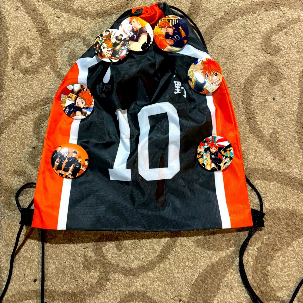 Drawstring anime bag and pins
